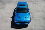 Dodge Challenger SXT 2015 года
